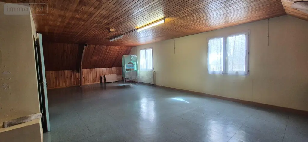 Propriete a vendre Lourdoueix-Saint-Pierre 23360 Creuse 23 390 m2 6 pièces 364000 euros VD/433 057