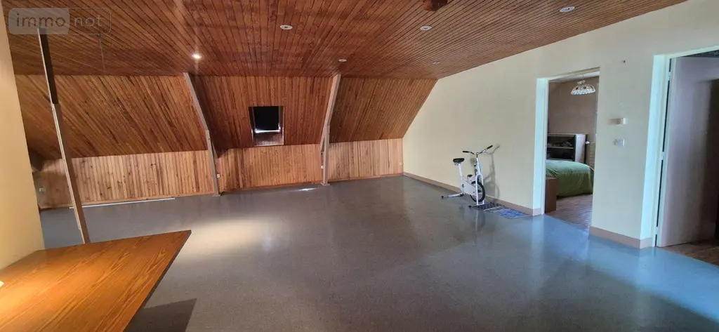 Propriete a vendre Lourdoueix-Saint-Pierre 23360 Creuse 23 390 m2 6 pièces 364000 euros VD/433 086