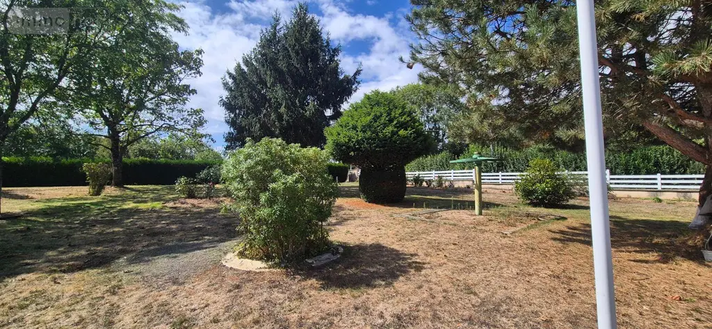 Propriete a vendre Lourdoueix-Saint-Pierre 23360 Creuse 23 390 m2 6 pièces 364000 euros VD/433 096