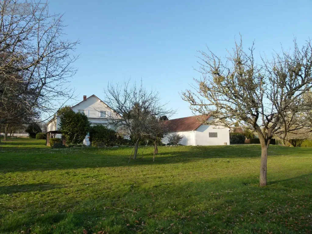 Propriete a vendre Lourdoueix-Saint-Pierre 23360 Creuse 23 390 m2 6 pièces 364000 euros VD/433 041