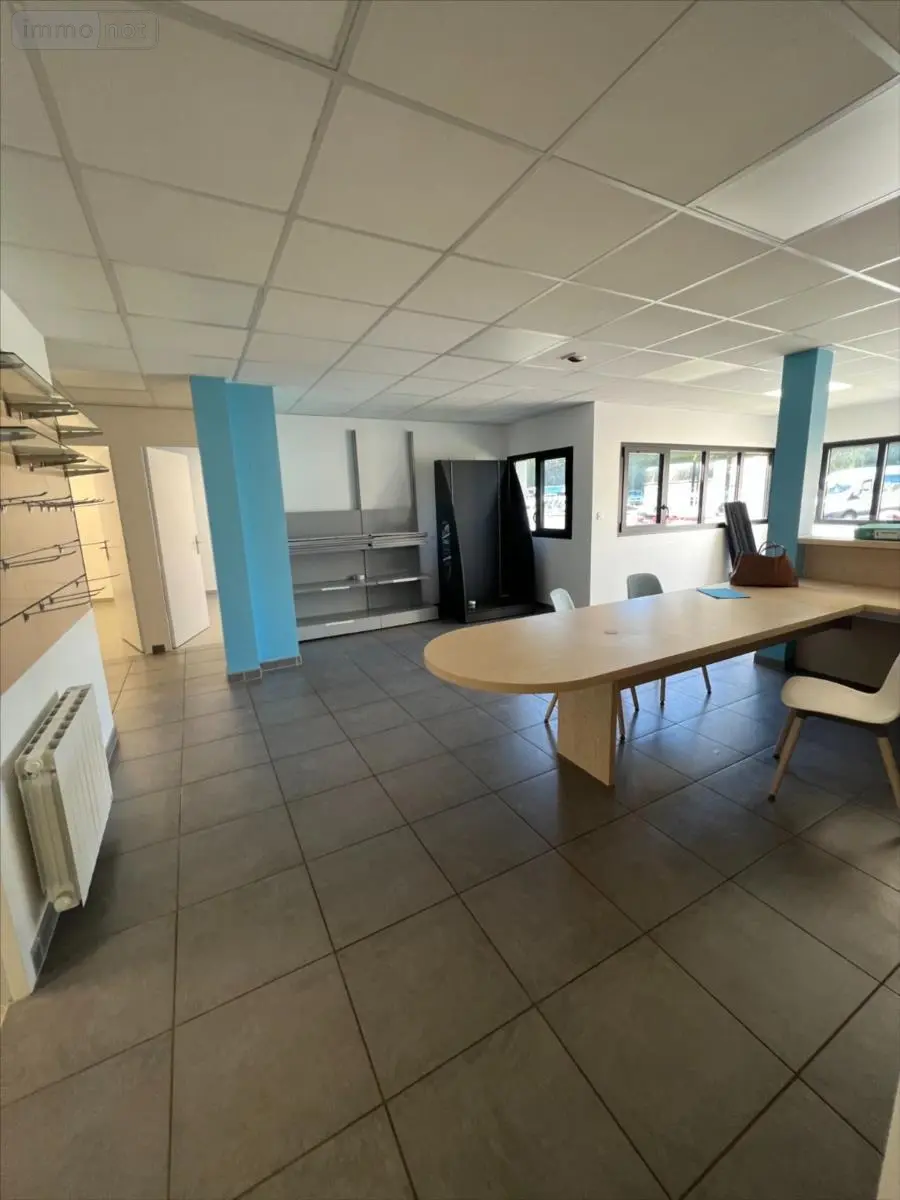 Fonds et murs commerciaux a vendre Châteaulin 29150 Finistère 29 144 m2 10 pièces 496800 euros 29060-1066916 004