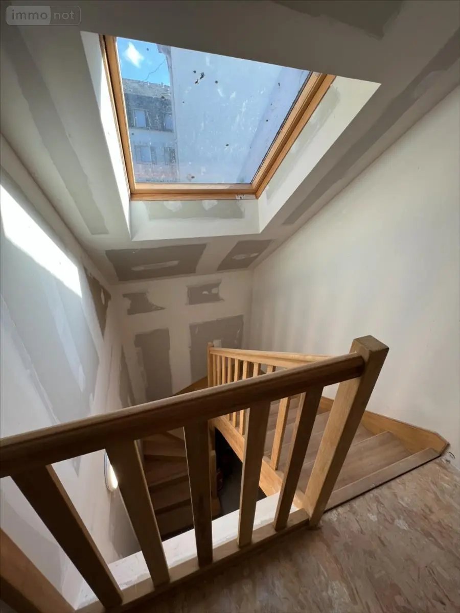 Fonds et murs commerciaux a vendre Châteaulin 29150 Finistère 29 144 m2 10 pièces 496800 euros 29060-1066916 008