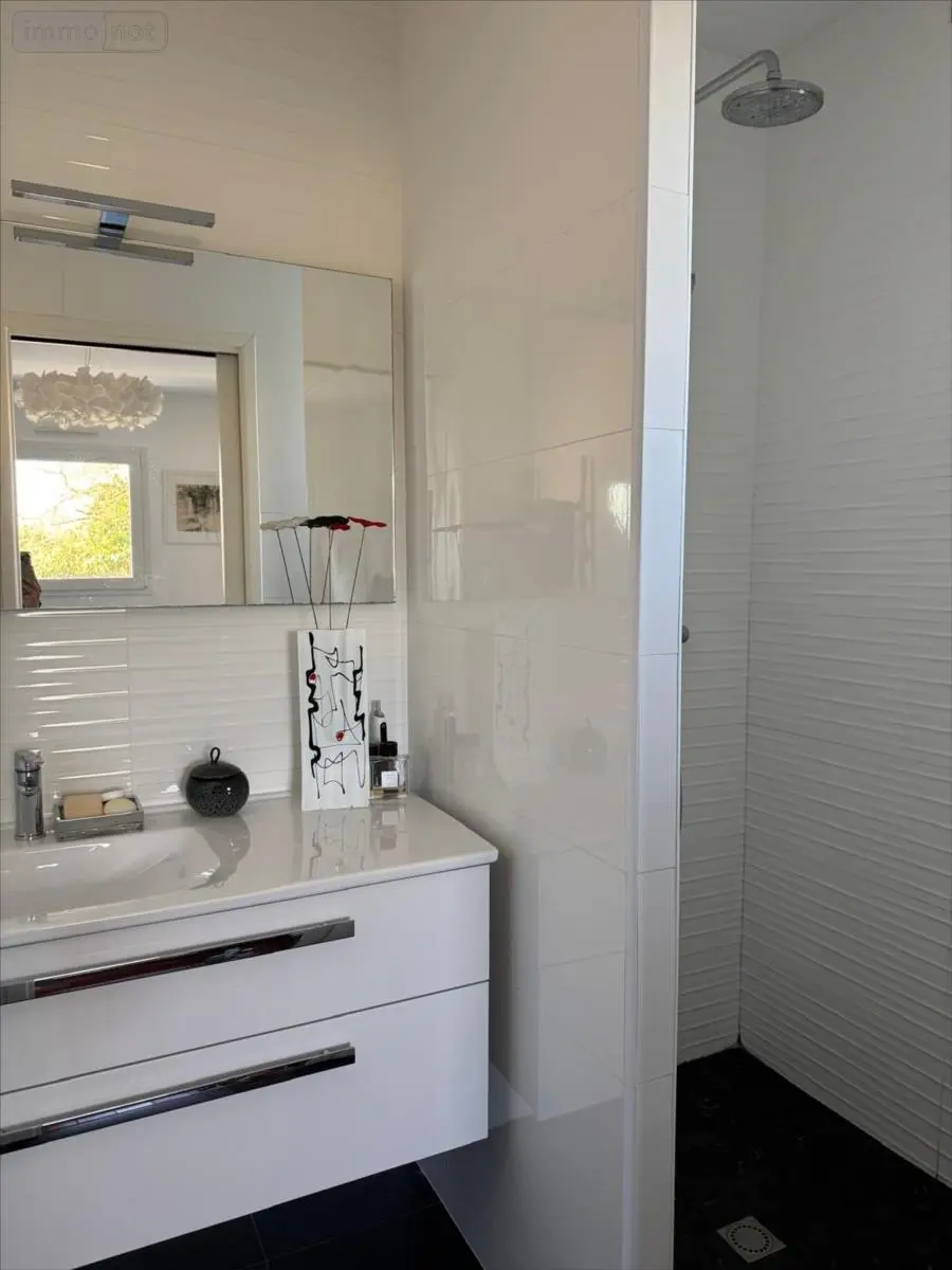 Location maison Châteaulin 29150 Finistère 29 130 m2 5 pièces 1350 euros 29060-1071972 005