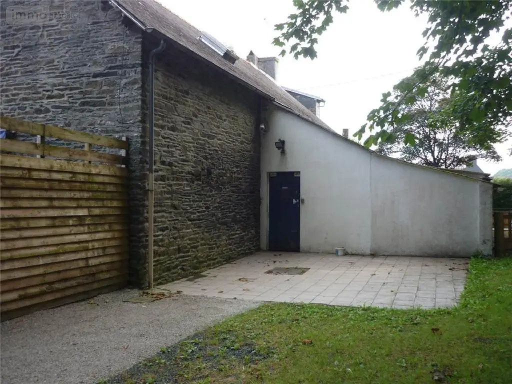 Fonds et murs commerciaux a vendre Châteaulin 29150 Finistère 29 160 m2 6 pièces 96300 euros 060/1384 003