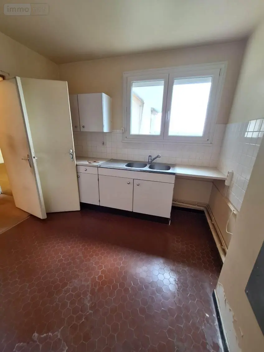 Appartement a vendre Saint-André-les-Vergers 10120 Aube 10 95 m2 3 pièces 85000 euros 10378/1349 005