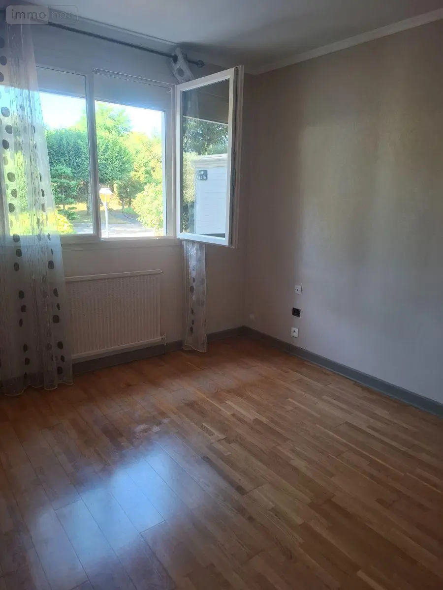 Maison a vendre Saint-Georges-sur-Moulon 18110 Cher 18 140 m2 5 pièces 305000 euros 18016/2226 009