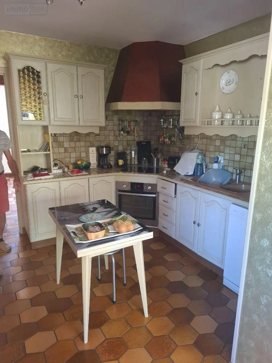 Maison a vendre Saint-Georges-sur-Moulon 18110 Cher 18 140 m2 5 pièces 305000 euros 18016/2226 011