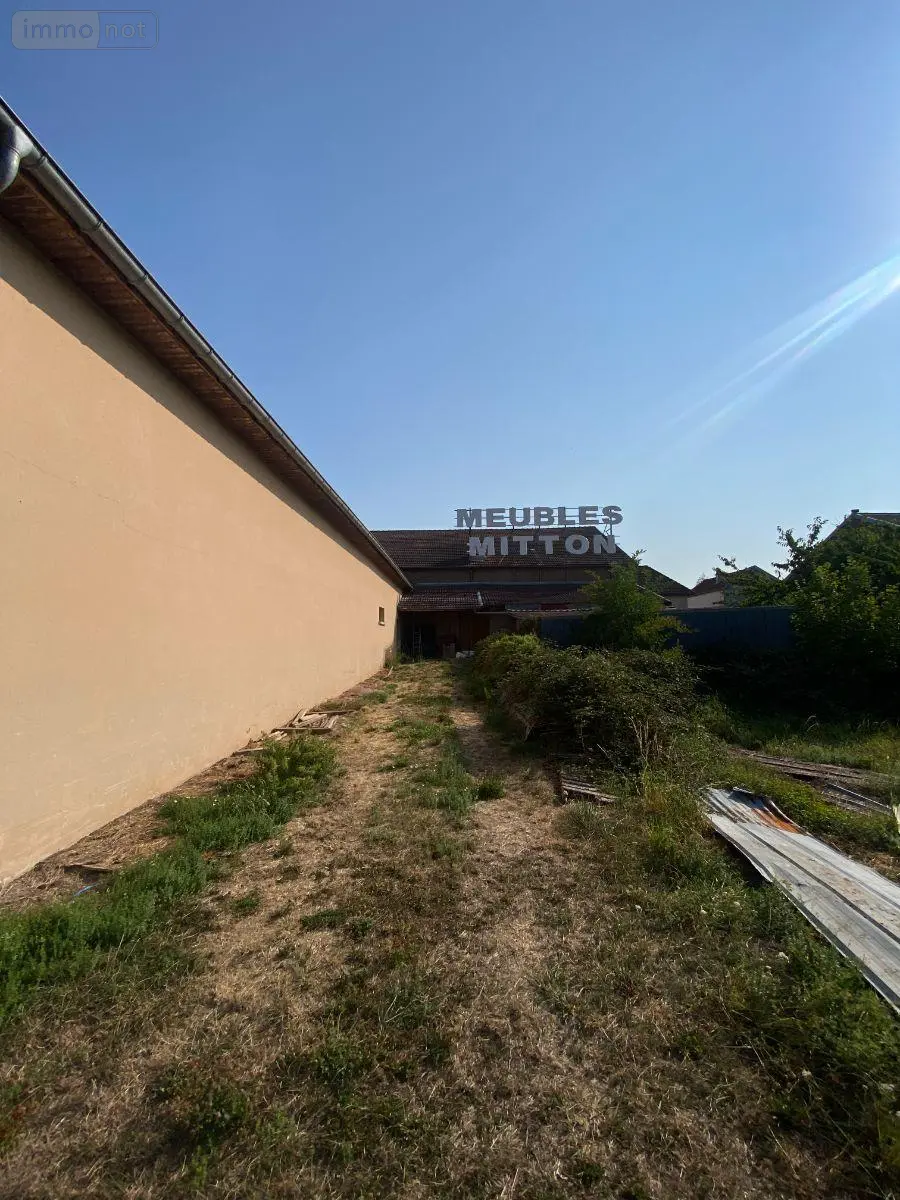 Immeuble de rapport a vendre Pusey 70000 Haute-Saône 70 1815 m2 10 pièces 327100 euros 70003-341 015