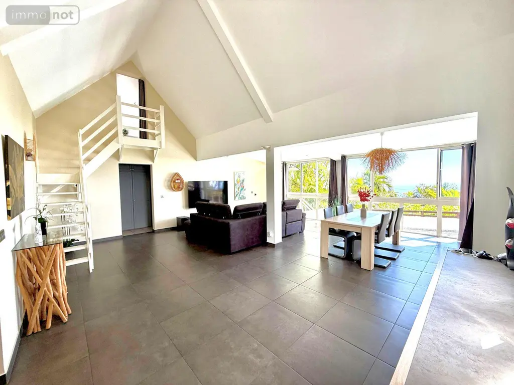 Maison a vendre Saint-Paul 97460 La Réunion 974 129 m2 5 pièces 544870 euros 97424/321 019