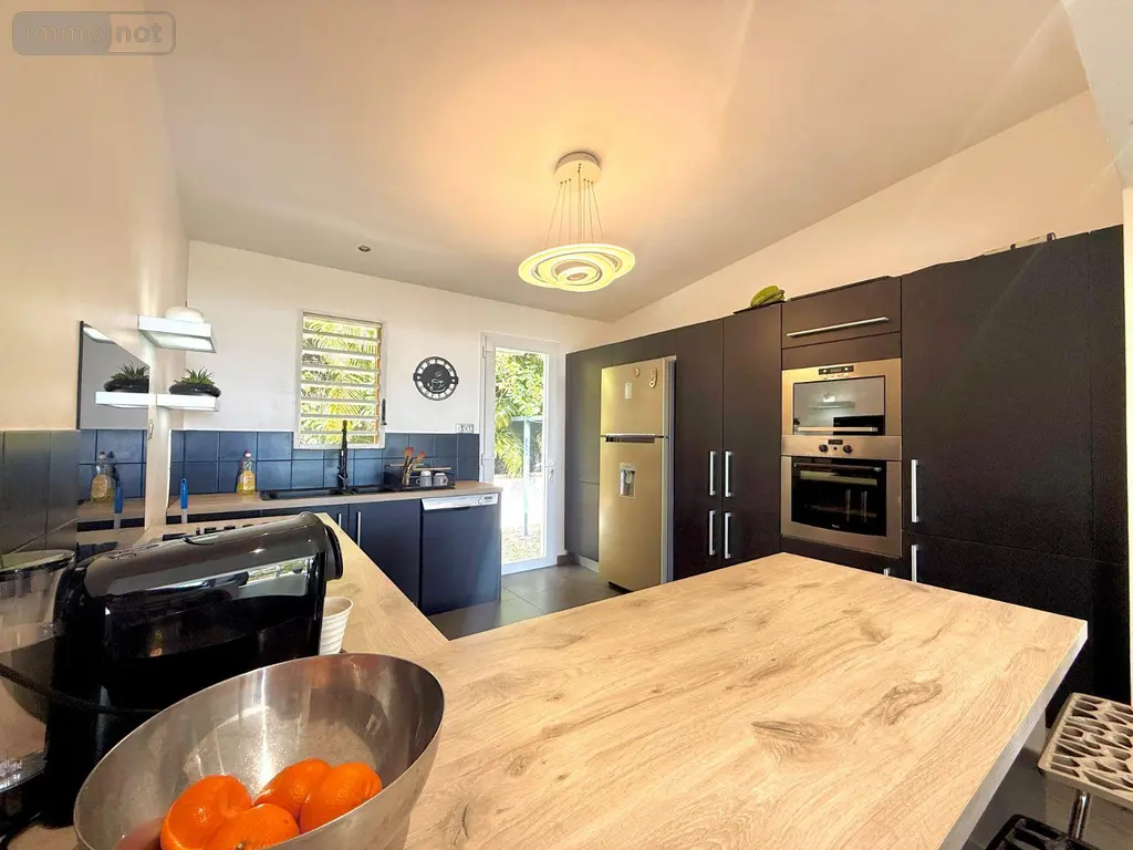 Maison a vendre Saint-Paul 97460 La Réunion 974 129 m2 5 pièces 544870 euros 97424/321 021