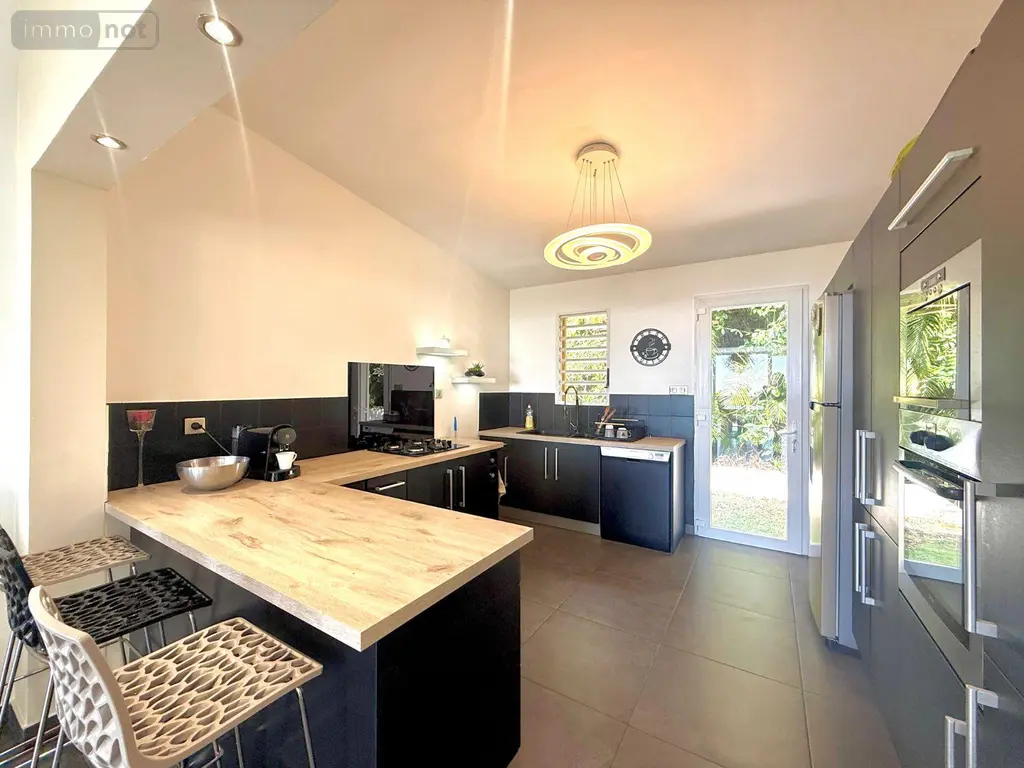 Maison a vendre Saint-Paul 97460 La Réunion 974 129 m2 5 pièces 544870 euros 97424/321 023