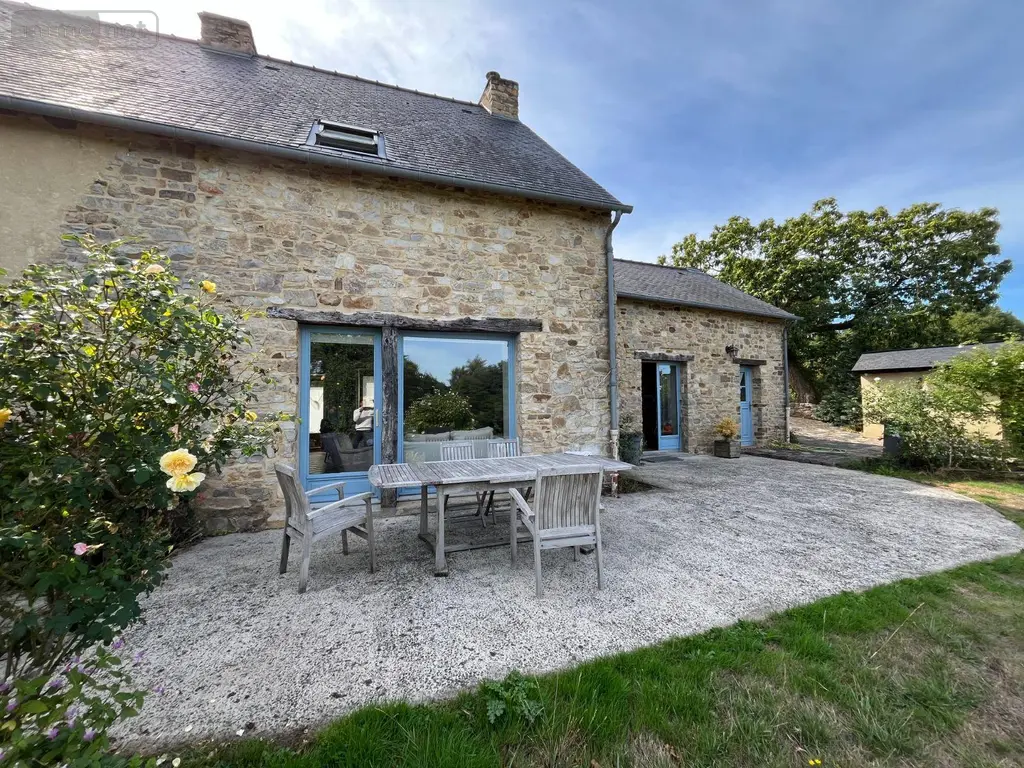 Propriete a vendre Guichen 35580 Ille-et-Vilaine 35 260 m2 10 pièces 519000 euros ML/229 013