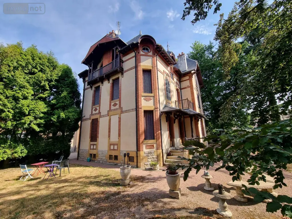 Propriete a vendre Paray-le-Monial 71600 Saône-et-Loire 71 222 m2 9 pièces 416000 euros 20358 002