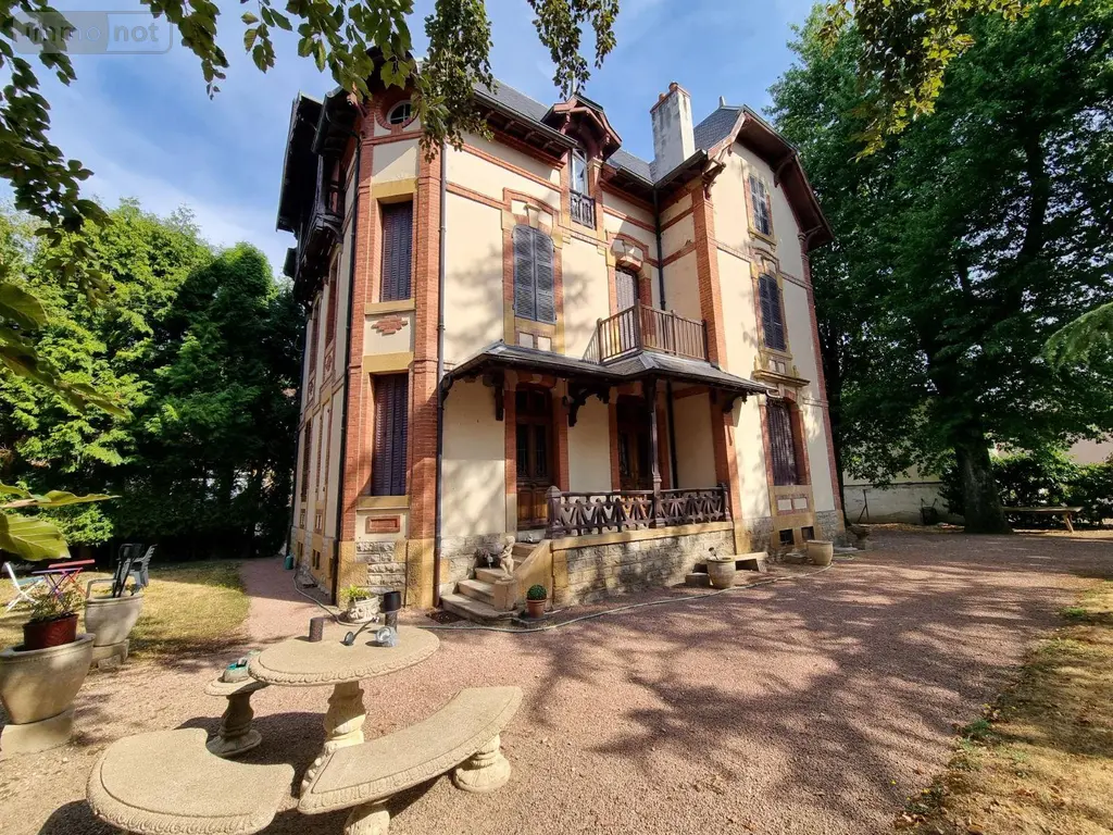 Propriete a vendre Paray-le-Monial 71600 Saône-et-Loire 71 222 m2 9 pièces 416000 euros 20358 004