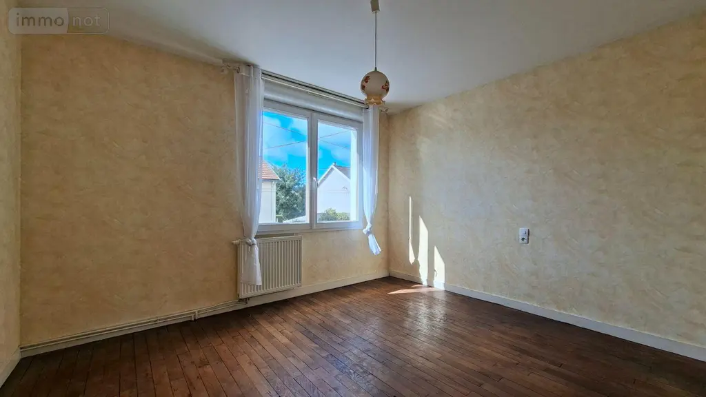 Maison a vendre Cholet 49300 Maine-et-Loire 49 100 m2 4 pièces 160360 euros AGM 102* 007