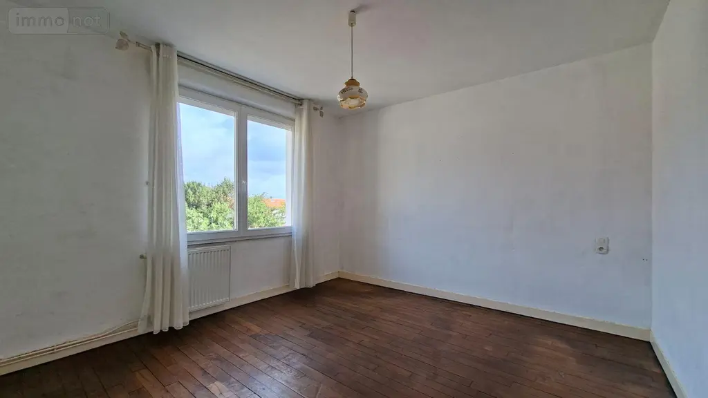 Maison a vendre Cholet 49300 Maine-et-Loire 49 100 m2 4 pièces 160360 euros AGM 102* 008