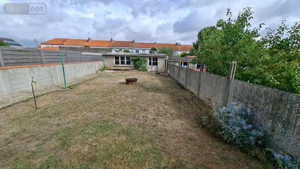 Maison a vendre Cholet 49300 Maine-et-Loire 49 100 m2 4 pièces 160360 euros AGM 102* 004