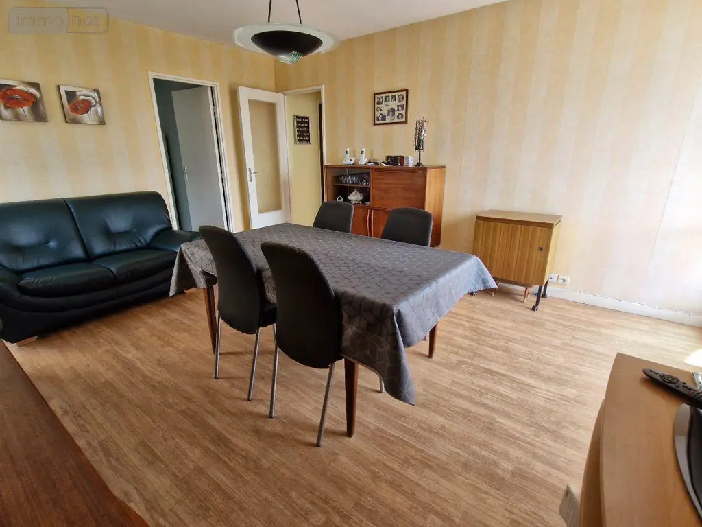 Appartement a vendre Rennes 35000 Ille-et-Vilaine 35 46 m2 2 pièces 141480 euros 250-LB 004