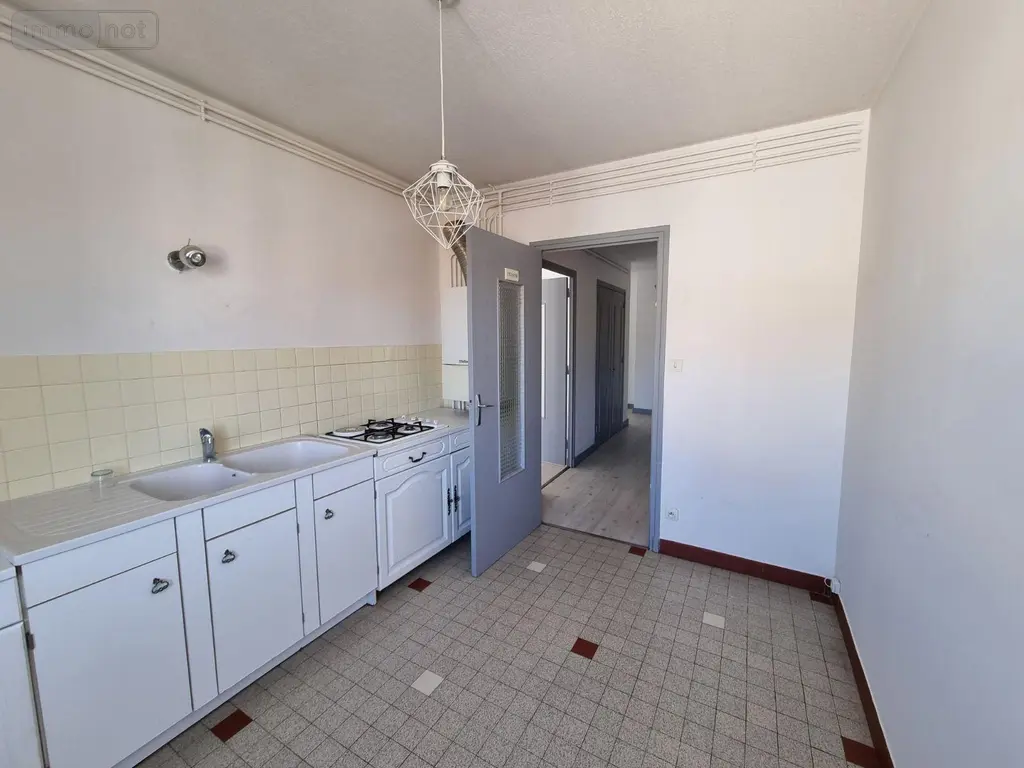 Location appartement Paray-le-Monial 71600 Saône-et-Loire 71 66 m2 2 pièces 485 euros LOC-343 004