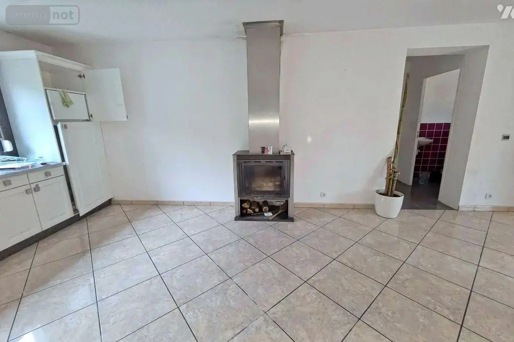 Vente aux encheres maison Sainte-Feyre 23000 Creuse 23 124 m2 6 pièces 120000 euros 10986/760 007