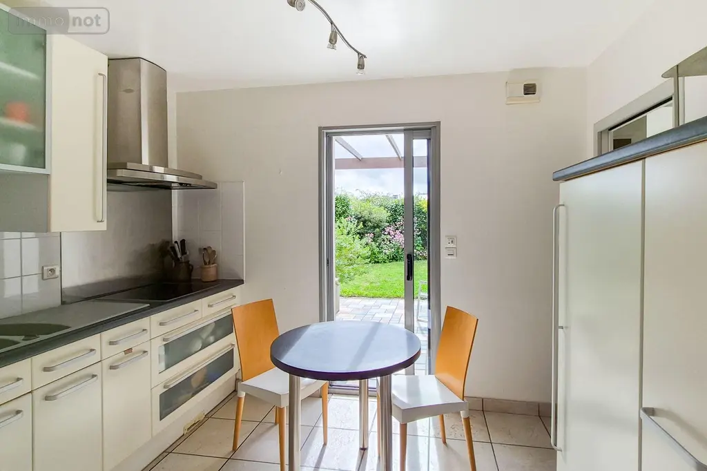 Maison a vendre Guipavas 29490 Finistère 29 122 m2 6 pièces 394700 euros 1076 004
