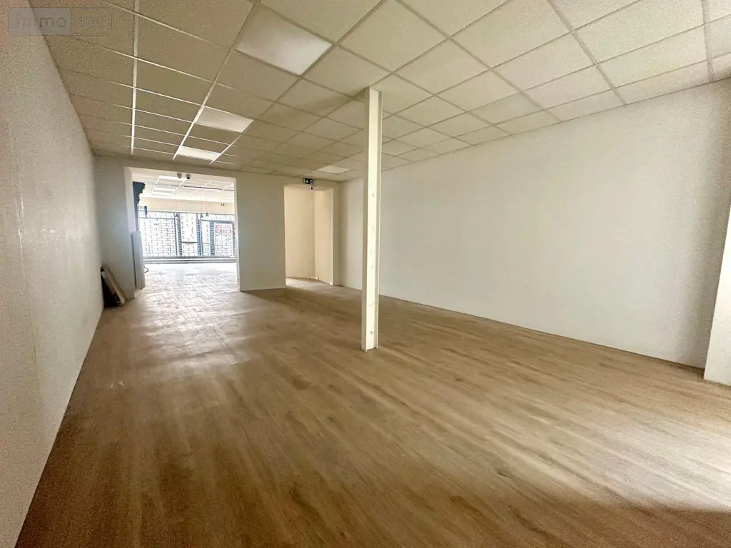 Fonds et murs commerciaux a vendre Saint-Malo 35400 Ille-et-Vilaine 35 114 m2 261000 euros 11747/585 001