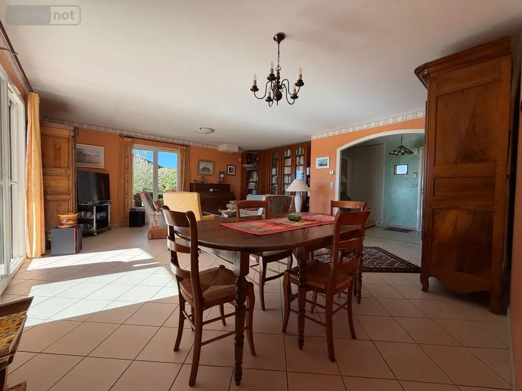 Maison a vendre Charnay-lès-Mâcon 71850 Saône-et-Loire 71 125 m2 4 pièces 325000 euros MA 700 006