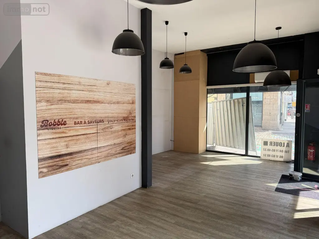 Location fonds et murs commerciaux Le Puy-en-Velay 43000 Haute-Loire 43 1200 euros 15060/1294 005