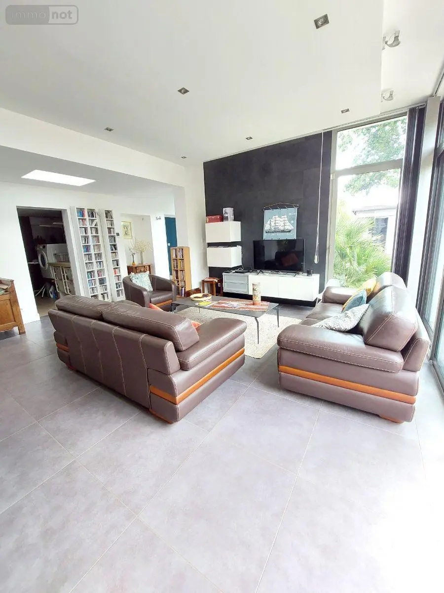 Maison a vendre Saint-Erblon 35230 Ille-et-Vilaine 35 242 m2 8 pièces 488800 euros 35009/CM-333 004