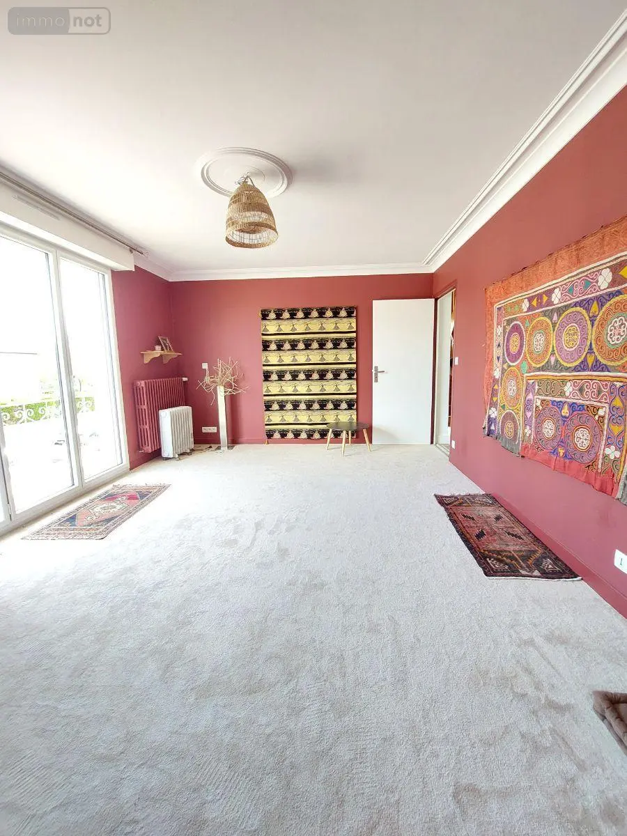 Maison a vendre Saint-Erblon 35230 Ille-et-Vilaine 35 242 m2 8 pièces 488800 euros 35009/CM-333 012