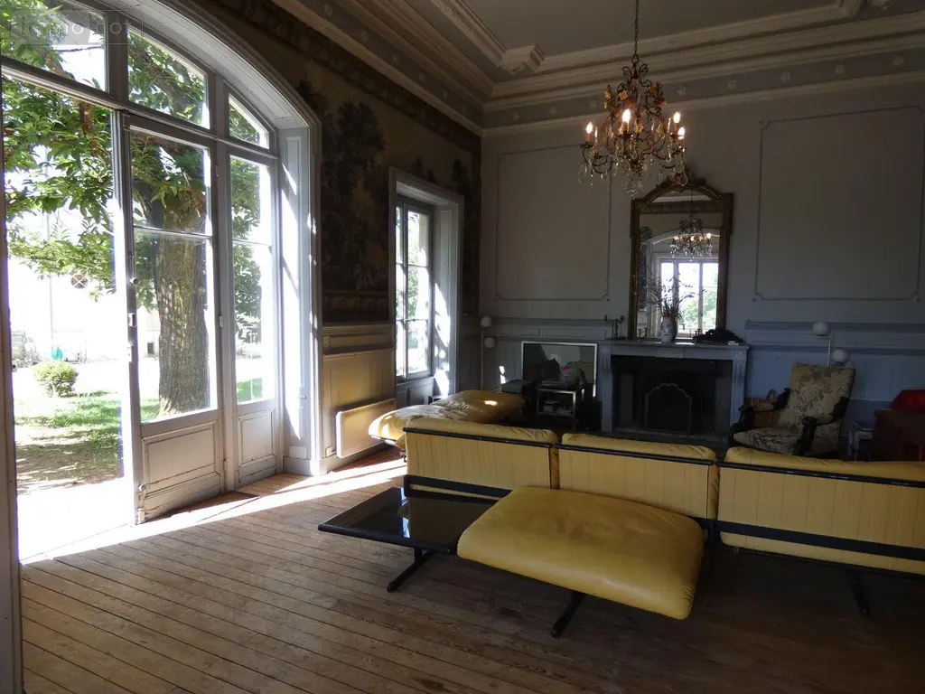 Maison a vendre Jully-lès-Buxy 71390 Saône-et-Loire 71 284 m2 11 pièces 810000 euros MH0926JU 013