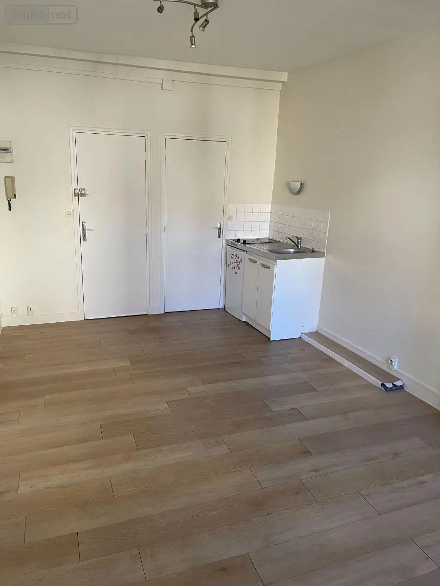 Location appartement Orléans 45000 Loiret 45 22 m2 475 euros CATHERINE092026 005