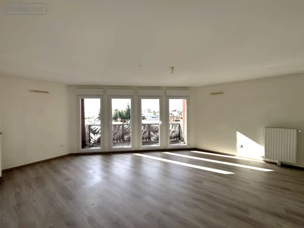 Appartement a vendre Rennes 35000 Ille-et-Vilaine 35 69 m2 3 pièces 324880 euros VR/144 003