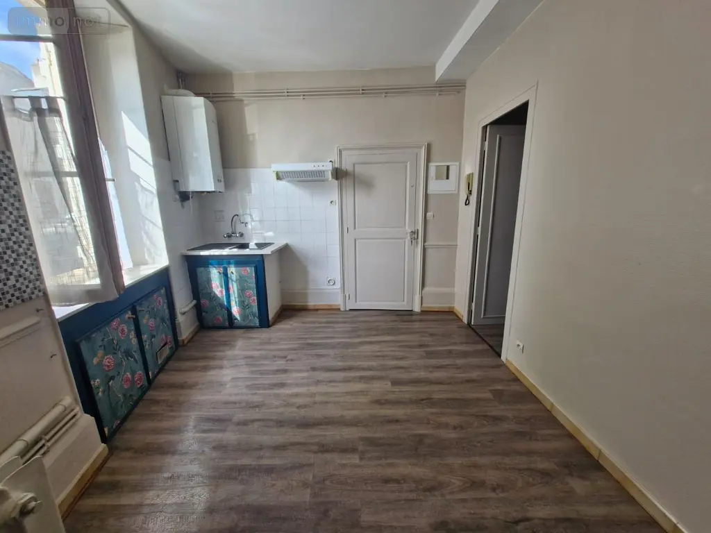 Location appartement Meung-sur-Loire 45130 Loiret 45 37 m2 5 pièces 408 euros 45029-2 002