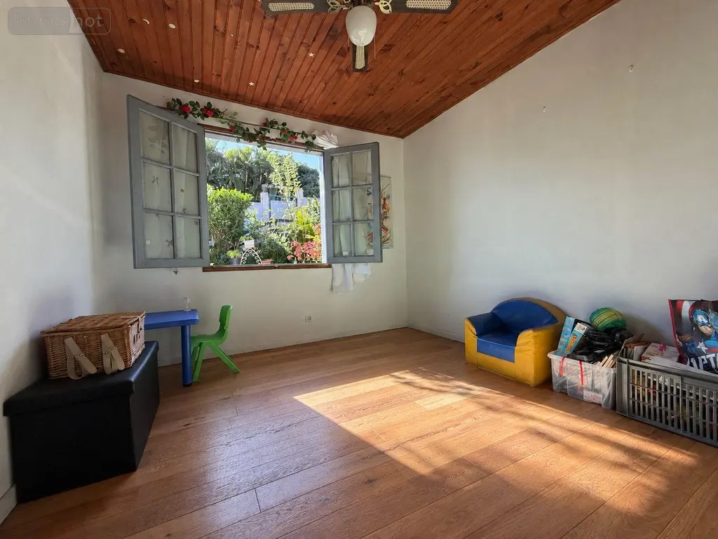 Maison a vendre Montagne 33570 Gironde 33 197 m2 5 pièces 539900 euros 97405/319 012