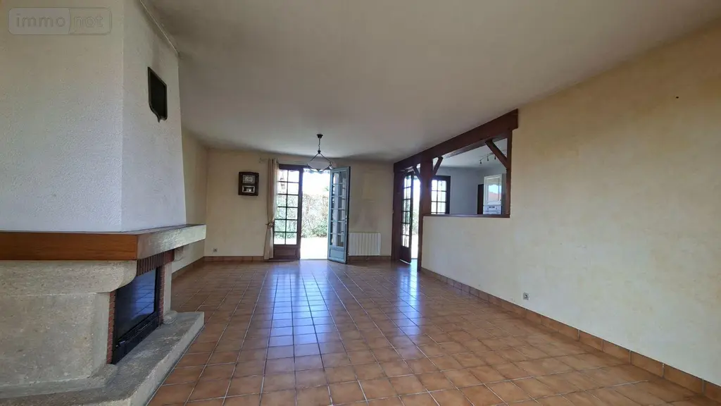 Maison a vendre Nueil-les-Aubiers 79250 Deux-Sèvres 79 89 m2 4 pièces 168800 euros AGM 103* 004