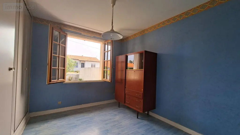 Maison a vendre Nueil-les-Aubiers 79250 Deux-Sèvres 79 89 m2 4 pièces 168800 euros AGM 103* 008