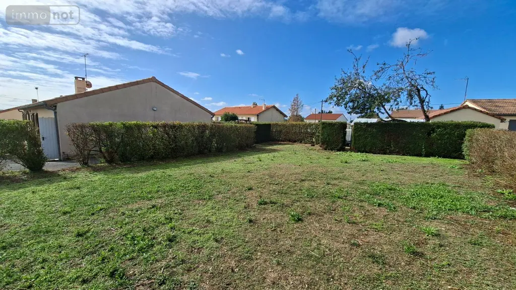 Maison a vendre Nueil-les-Aubiers 79250 Deux-Sèvres 79 89 m2 4 pièces 168800 euros AGM 103* 003