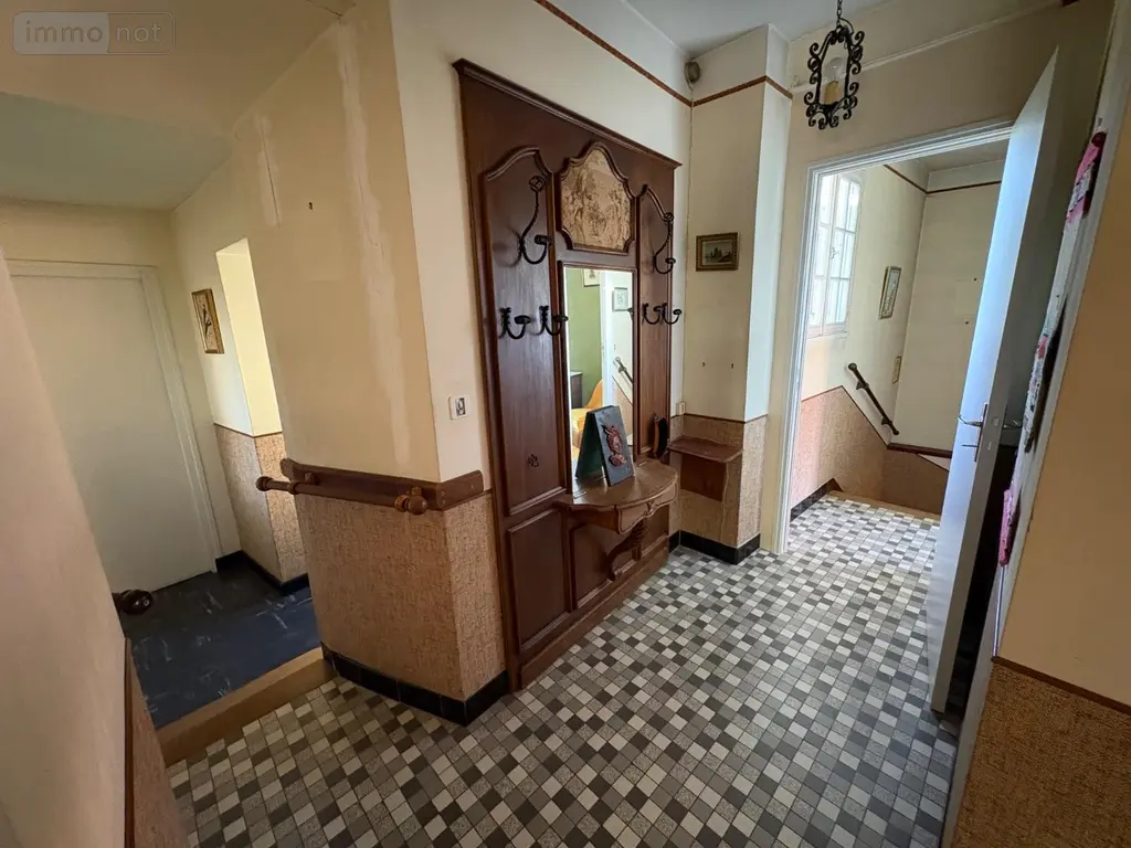 Maison a vendre Sommevoire 52220 Haute-Marne 52 173 m2 8 pièces 80700 euros JO/1084 030