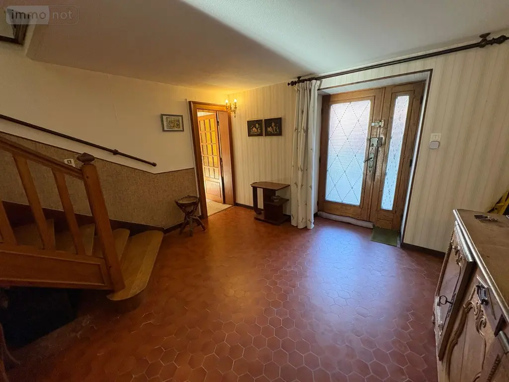 Maison a vendre Sommevoire 52220 Haute-Marne 52 173 m2 8 pièces 80700 euros JO/1084 004