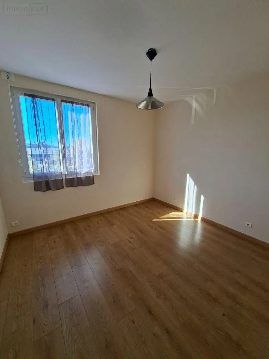Appartement a vendre Coulaines 72190 Sarthe 72 92 m2 6 pièces 127400 euros 001/1679 004