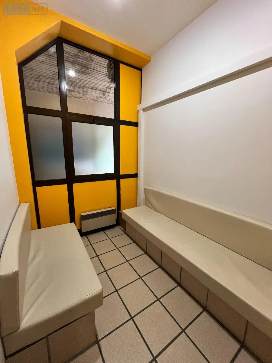 Fonds et murs commerciaux a vendre Chemillé-en-Anjou 49120 Maine-et-Loire 49 172 m2 260000 euros 49062/836 005