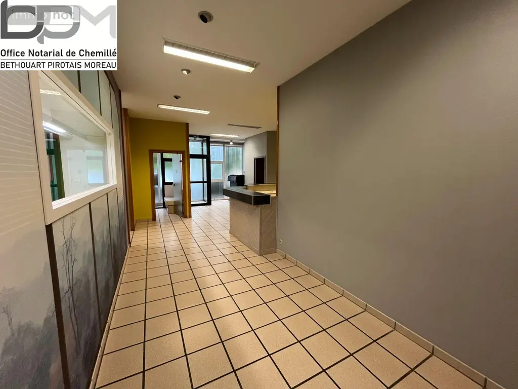 Fonds et murs commerciaux a vendre Chemillé-en-Anjou 49120 Maine-et-Loire 49 172 m2 260000 euros 49062/836 020