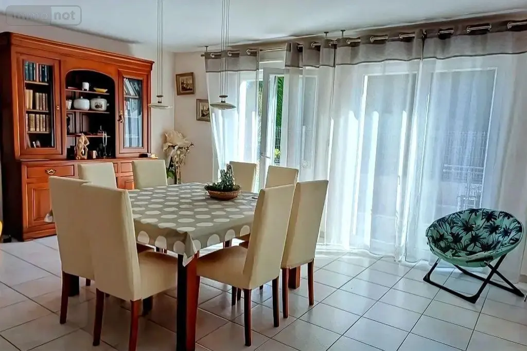 Appartement a vendre Lanvallay 22100 Côtes-d'Armor 22 84 m2 4 pièces 270140 euros 037/995 004
