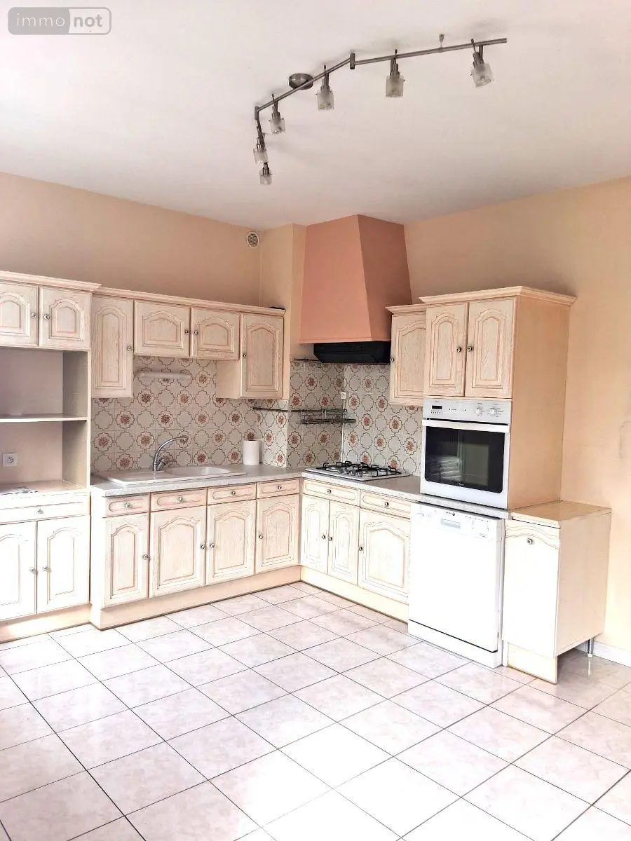Maison a vendre La Flèche 72200 Sarthe 72 114 m2 7 pièces 148400 euros 523 003