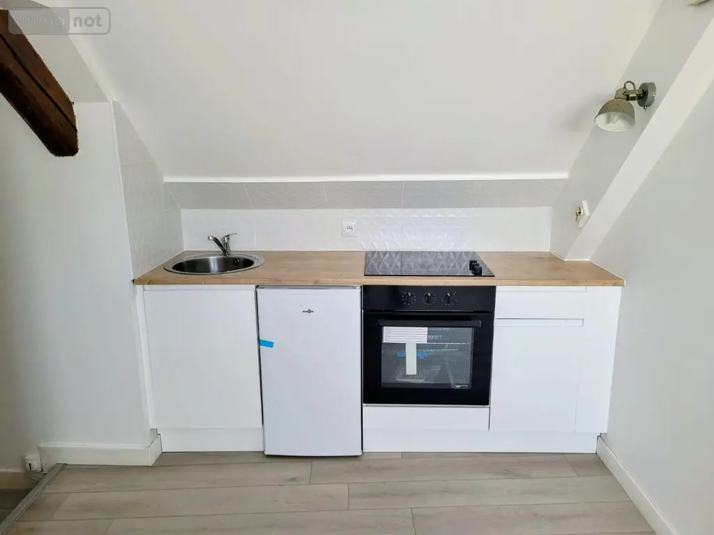 Location appartement Troyes 10000 Aube 10 22 m2 500 euros 10376/1298 002