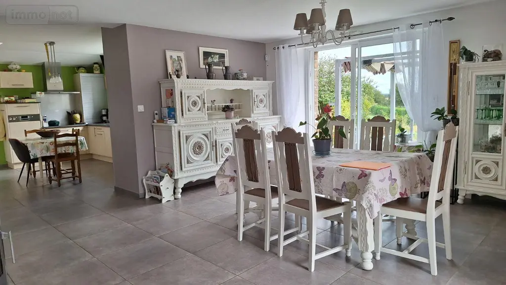Maison a vendre Saint-Pierre-des-Landes 53500 Mayenne 53 157 m2 6 pièces 309750 euros 53077-44 004