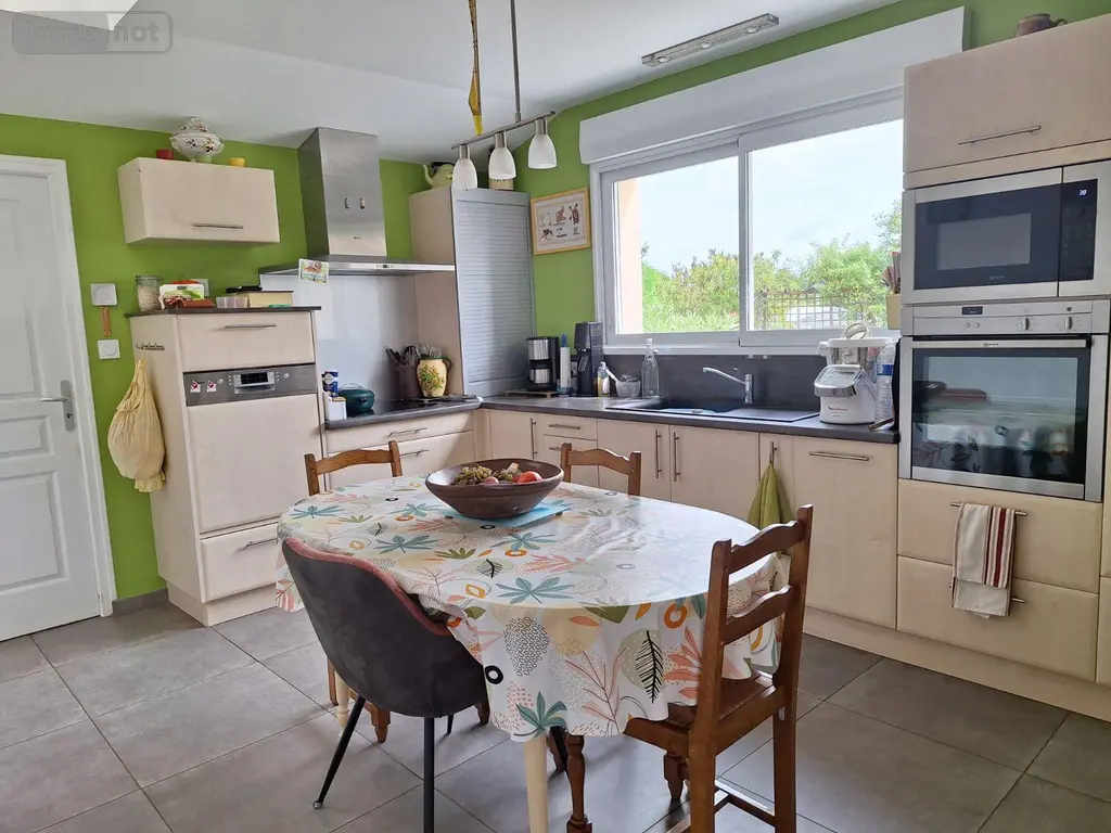 Maison a vendre Saint-Pierre-des-Landes 53500 Mayenne 53 157 m2 6 pièces 309750 euros 53077-44 005