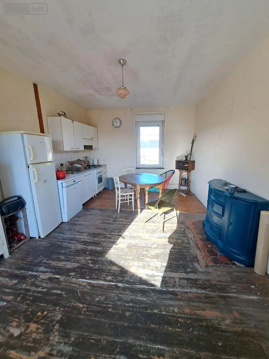 Immeuble de rapport a vendre Vierville-sur-Mer 14710 Calvados 14 137 m2 174500 euros N3631 002