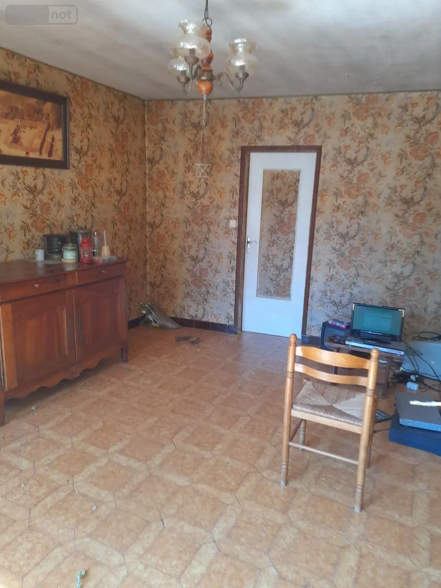 Maison a vendre Saint-Jean-de-Sauves 86330 Vienne 86 170 m2 11 pièces 105000 euros 86056/17 008